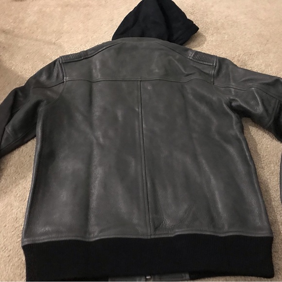 NWT FRYE DETACHABLE HOOD LEATHER JACKET - Picture 5 of 9